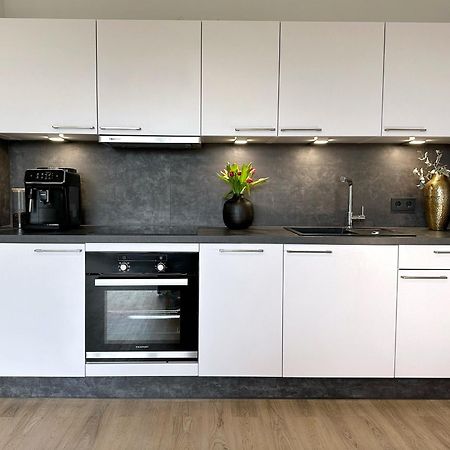 Neu & Schick: Kueche Inkl. Kaffee Apartment Дрезден Екстериор снимка